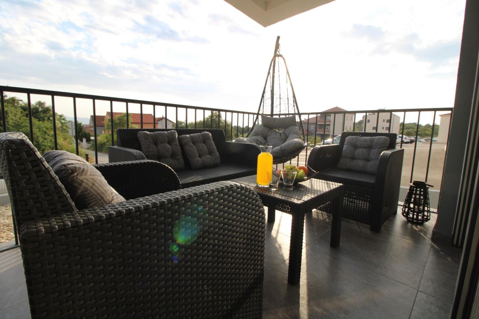 Apartment New! Jolie In - With Free Parking And Terrace! Zadar